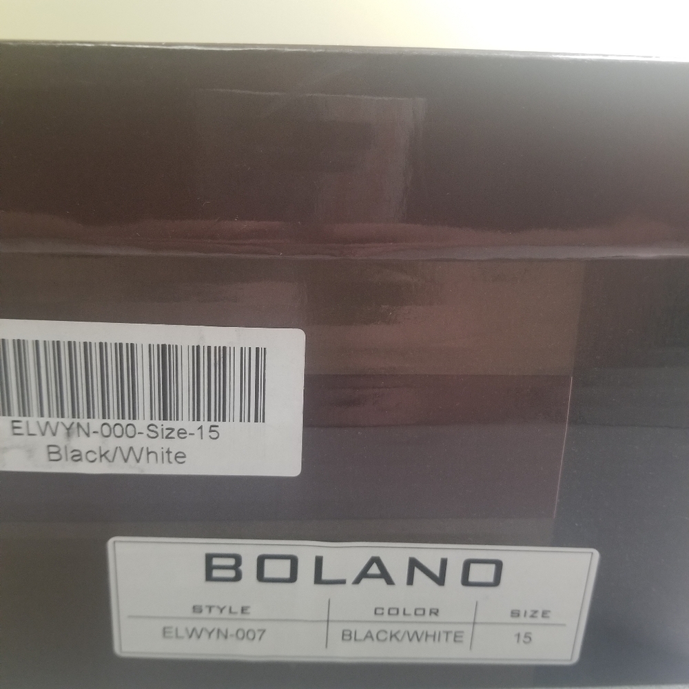 LIKE NEW Bolano Oxfords - Picture 10 of 10